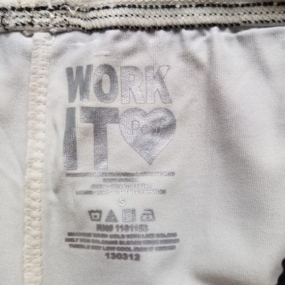 🚫SOLD🚫Athletic Shorts - Picture 6 of 9